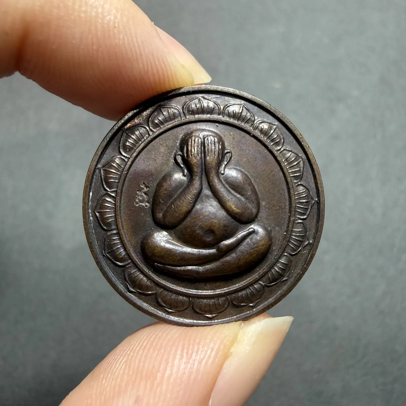 龙婆多 必达币 曼谷银行版 大模莲瓣边