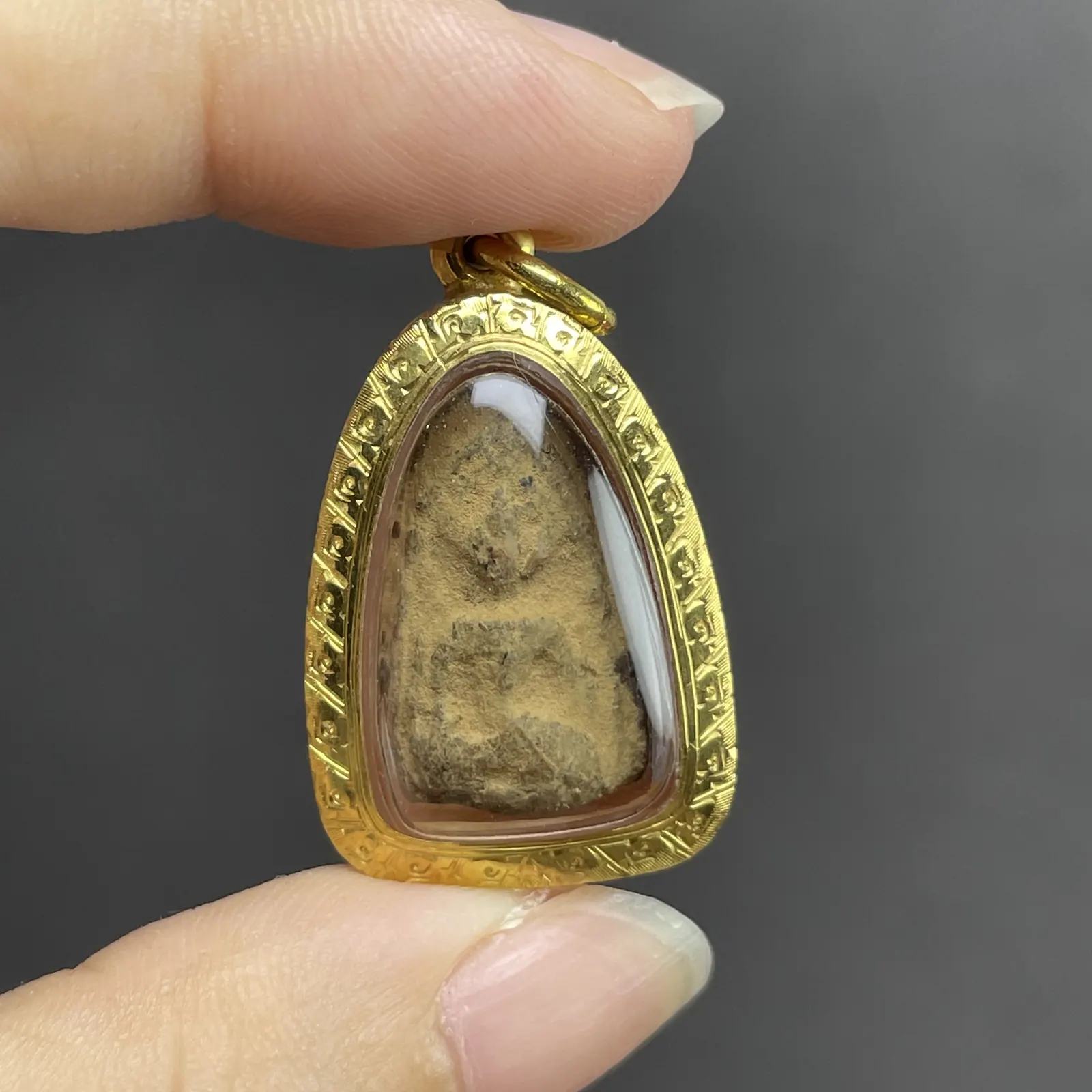 龍婆碰 金達瑪尼藥粉 2518年 Wat