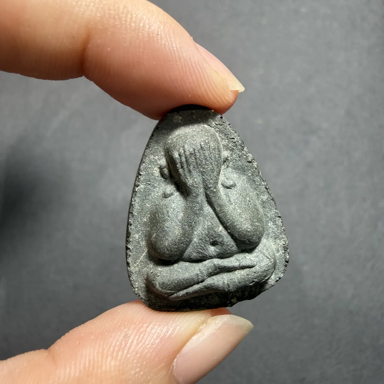 龙婆多 债必清必达 背三狮符 贝叶经粉